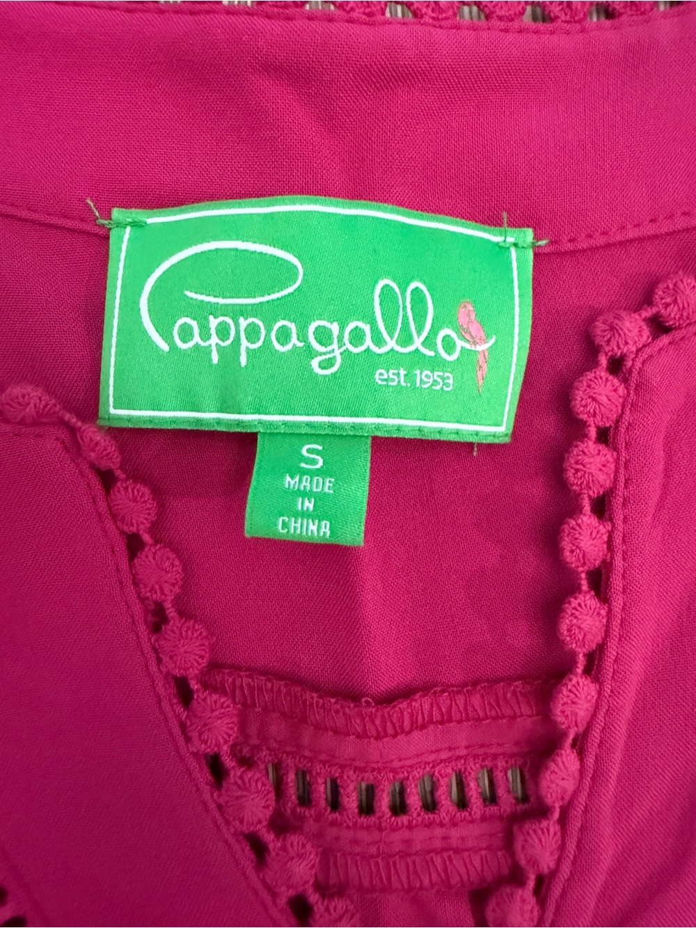 Pappagallo Magenta Crochet Trim V-Neck Tunic Top Pom-pom resortwear - small - Picture 4 of 5
